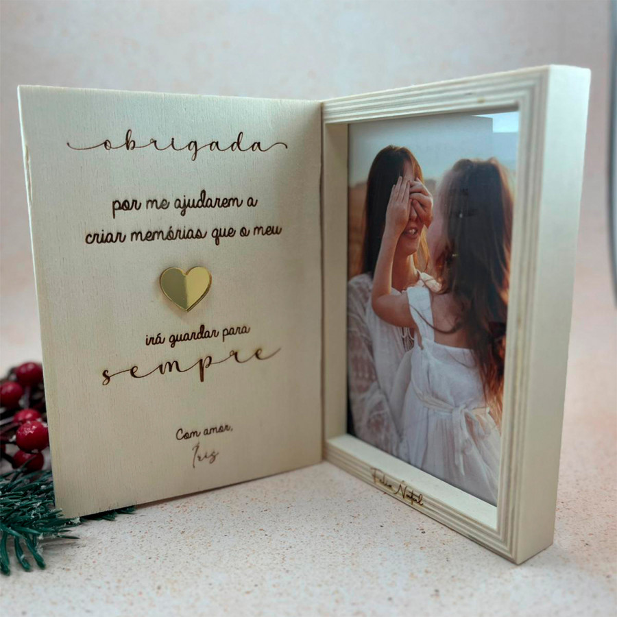 Moldura Livro em Madeira  com foto e mensagem | Personalizados de Natal da Fusion Print