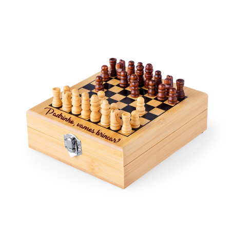 Jogo de Xadrez com acessórios de vinho Personalizados Premium da Fusion Print